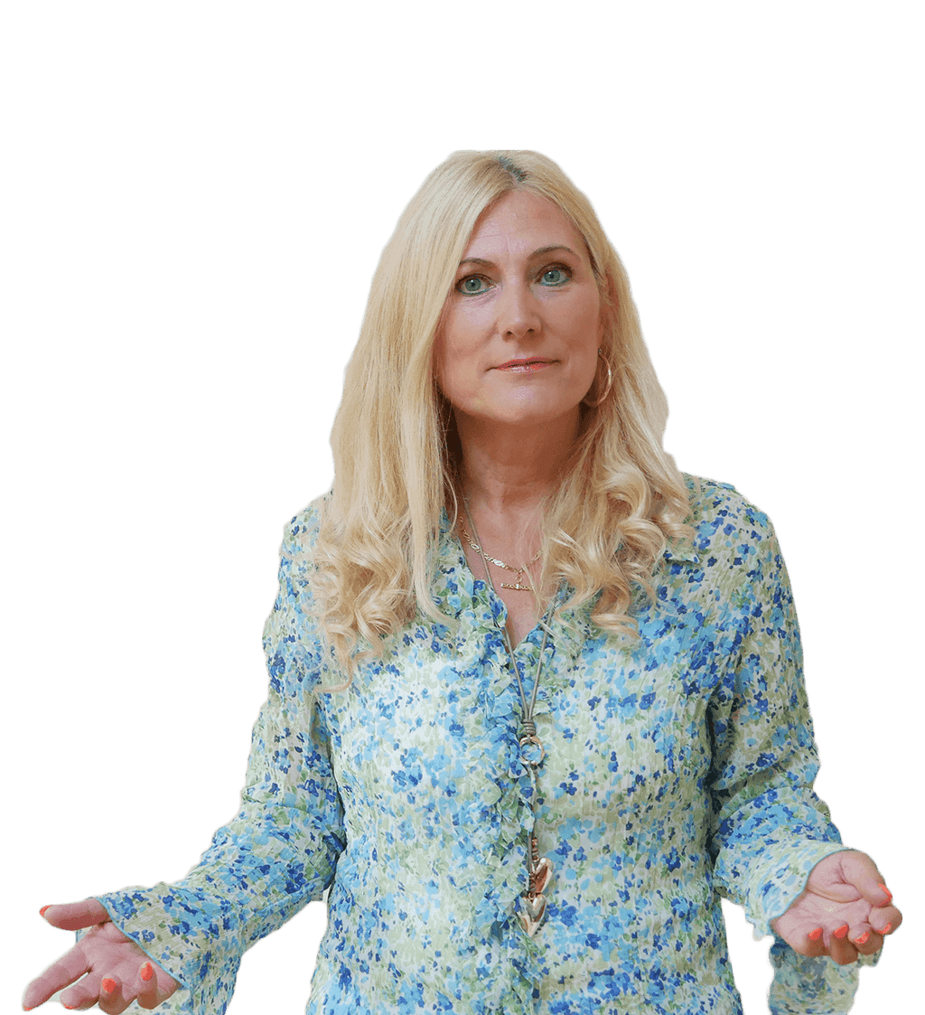 Hypnotherapy for Killingworth Sonya Hudson holding out her open hands in welcome